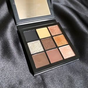 Smokey eyeshadow bundle